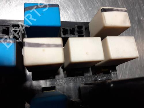 Fuse box HYUNDAI H-1 / STAREX Bus (A1) 2.5 D | BP9622582E1 