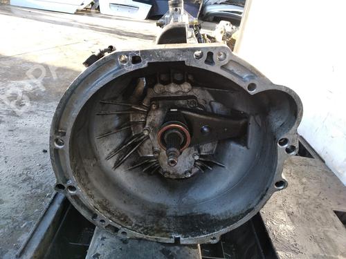 Used Gearbox KIA SORENTO I (JC) 2.5 CRDi 4WD (140 hp) 27402235