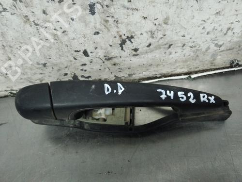 Used Front right exterior door handle BMW 3 (E46) 320 d (136 hp) 26255430