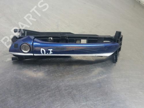 Used Front left exterior door handle MERCEDES-BENZ C-CLASS (W203) C 200 Kompressor (203.045) (163 hp) 26267441