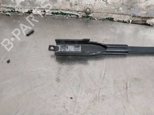 Front windshield wiper arm MERCEDES-BENZ A-CLASS (W169) A 160 CDI (169.006, 169.306) | BP27402258C143 