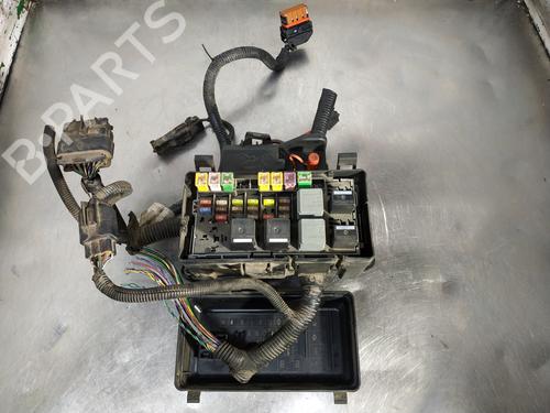 Used Fuse box FORD TRANSIT Van (FA_ _) 2.4 TDCi RWD (115 hp) 26245974