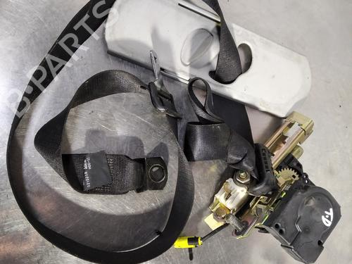 Used Rear right seatbelt MERCEDES-BENZ M-CLASS (W163) ML 270 CDI (163.113) (163 hp) 26246400