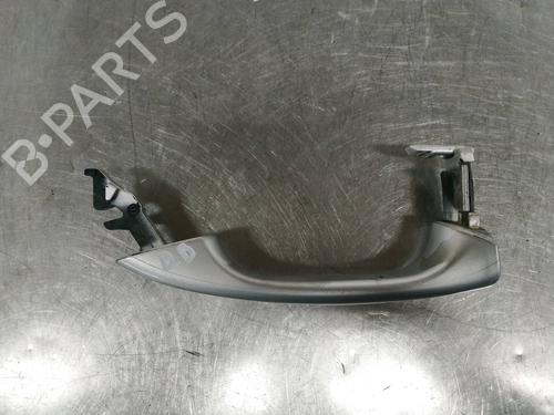 Høyre foran utvendig håndtak MERCEDES-BENZ C-CLASS (W203) C 200 CDI (203.004) | BP26266589C129 