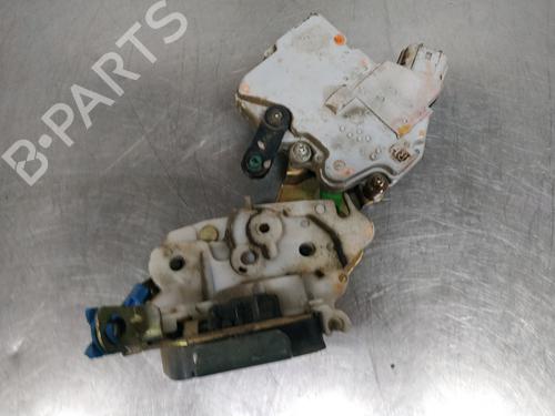 Used Front right lock NISSAN ALMERA TINO (V10) 2.2 dCi (112 hp) 26255014