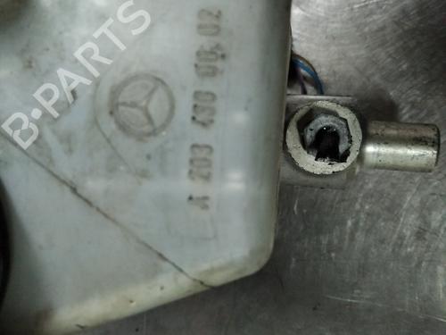 Brake master cylinder MERCEDES-BENZ C-CLASS (W203) C 200 CDI (203.004) | BP26266637M77 