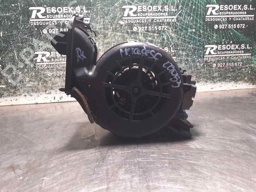Used Heater blower motor MERCEDES-BENZ C-CLASS (W203) C 220 CDI (203.008) (150 hp) 8069671