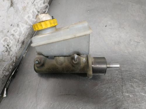 Brake master cylinder FIAT PUNTO (176_) 60 1.2 | BP27402331M77 