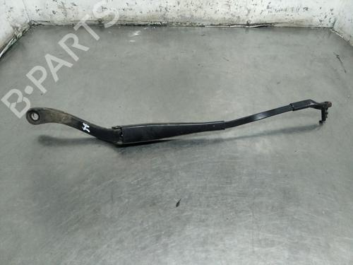 Used Front windshield wiper arm MERCEDES-BENZ C-CLASS (W204) C 200 Kompressor (204.041) (184 hp) 27401505