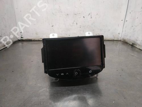 Used Radio CHEVROLET CRUZE Hatchback (J305) 2.0 CDI (163 hp) 27402171