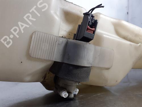 Windscreen washer tank CHRYSLER PT CRUISER (PT_) 2.0 | BP26243193C113 