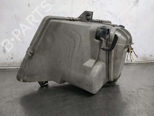 Right headlight MERCEDES-BENZ VITO Van (W638) 112 CDI 2.2 (638.094) | BP26247127C29 