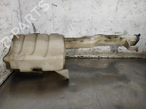Used Windscreen washer tank FORD TRANSIT Van (FA_ _) 2.4 TDCi RWD (115 hp) 26245990