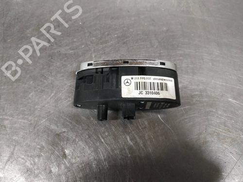 Left rear window switch MERCEDES-BENZ E-CLASS (W211) E 270 CDI (211.016) | BP26266235I29 