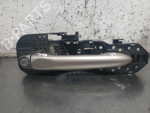 Used Front left exterior door handle RENAULT MEGANE III Hatchback (BZ0/1_, B3_) 1.5 dCi (BZ09, BZ0D, BZ1W, BZ29, BZ14) (110 hp) 26255384