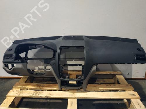 Used Dashboard MERCEDES-BENZ C-CLASS (W204) C 200 CDI (204.007, 204.006) (136 hp) 26264935