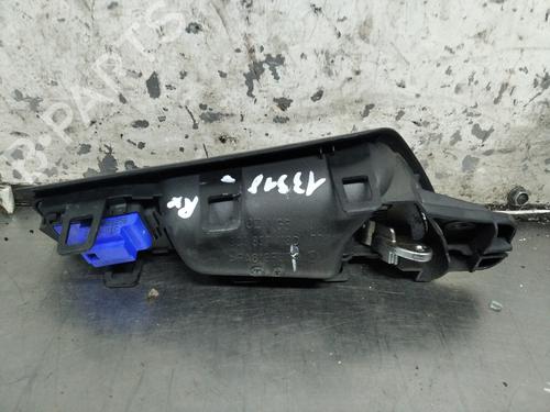 Front left interior door handle VW PASSAT B6 (3C2) 2.0 TDI 16V 4motion | BP27401112I13 