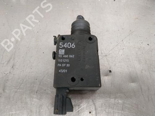 Used Central lock pump OPEL ZAFIRA A MPV (T98) 2.0 DI 16V (F75) (82 hp) 26255443