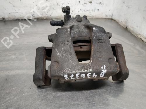 Used Right front brake caliper NISSAN TERRANO II Van (R20) 2.7 TDi 4WD (125 hp) 26256632
