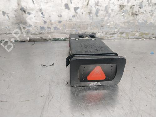 Used Warning switch VW GOLF IV Cabriolet (1E7) 1.9 TDI (90 hp) 26263518