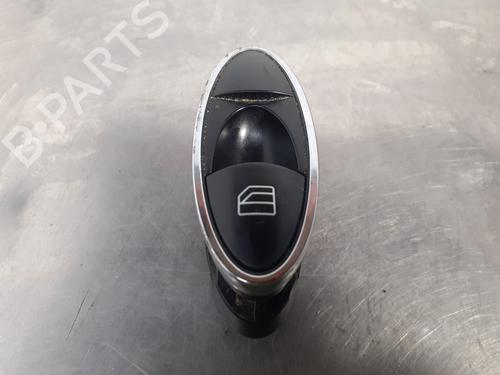 Used Right rear window switch MERCEDES-BENZ E-CLASS (W211) E 220 CDI (211.006) (150 hp) 26243110