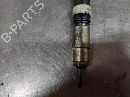 Injector TOYOTA AVENSIS (_T25_) 2.0 D-4D (CDT250_, CDT250R) | BP26255645M100