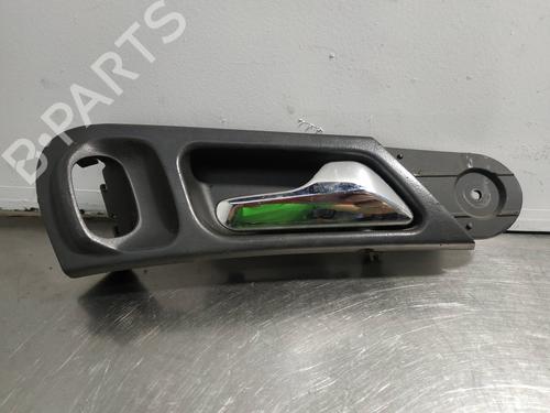 Højre bagtil invendig håndtag MERCEDES-BENZ C-CLASS (W203) C 220 CDI (203.008) (150 hp) 26243054