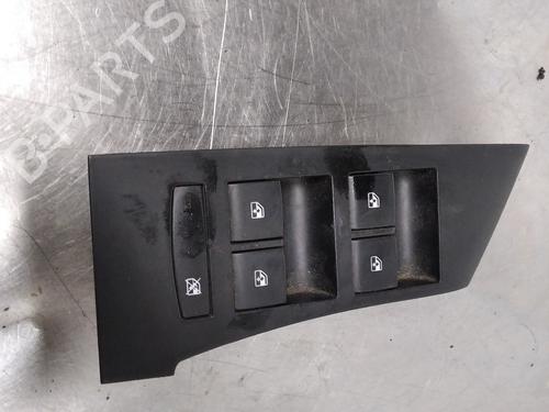 Used Left front window switch OPEL ASTRA J Sports Tourer (P10) 1.6 CDTi (35) (136 hp) 26253412