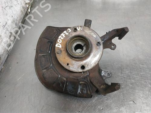 Used Right front steering knuckle SEAT TOLEDO I (1L2) 2.0 i (115 hp) 26266329