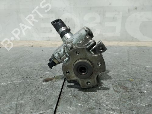 Used Steering pump MITSUBISHI GALANT VIII Estate (EA_, EC_) 2.5 V6 24V (EA5W) (163 hp) 26264612