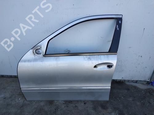 Used Left front door MERCEDES-BENZ E-CLASS (W211) E 220 CDI (211.006) (150 hp) 26252918