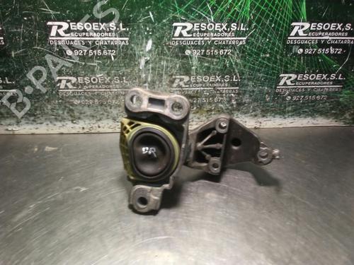 Used Engine mount RENAULT MEGANE III Hatchback (BZ0/1_, B3_) 1.5 dCi (BZ09, BZ0D, BZ1W, BZ29, BZ14) (110 hp) 26242587