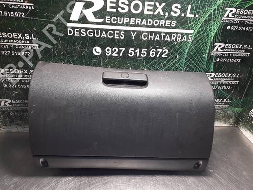 Used Glove box SKODA OCTAVIA I (1U2) 1.9 TDI (110 hp) 9248889