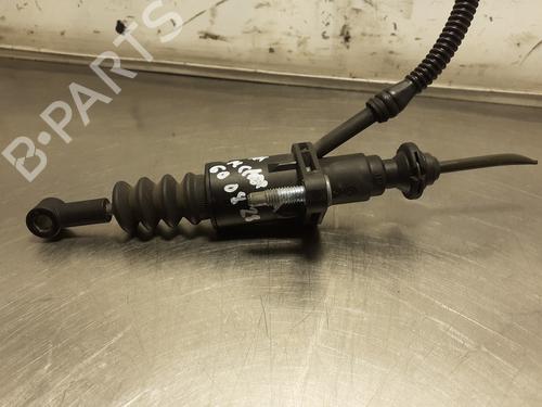 Used Clutch slave cylinder MERCEDES-BENZ A-CLASS (W168) A 140 (168.031, 168.131) (82 hp) 26244217