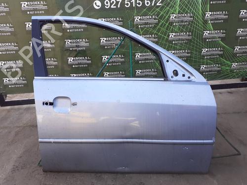 Used Right front door FORD MONDEO III (B5Y) 2.0 TDCi (130 hp) 8039556
