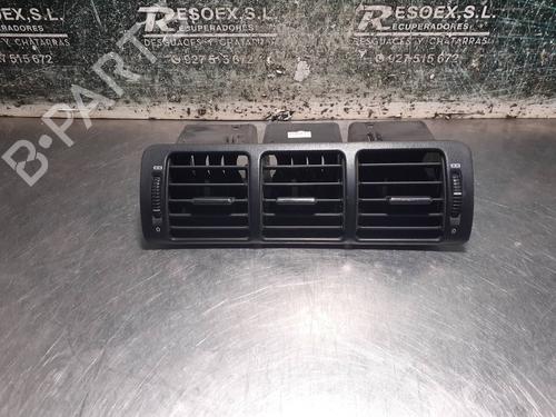 Used Air vent MERCEDES-BENZ M-CLASS (W163) ML 400 CDI (163.128) (250 hp) 26242384