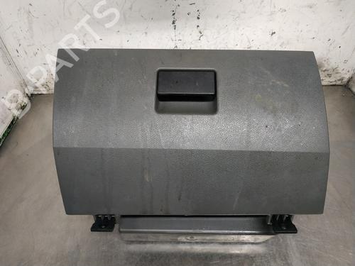 Used Glove box FORD FIESTA V (JH_, JD_) 1.4 16V (80 hp) 26254849