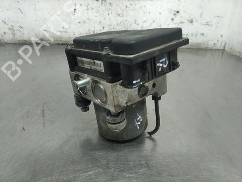 Used ABS pump NISSAN ALMERA TINO (V10) 2.2 dCi (112 hp) 26257311