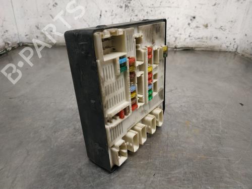 Used Fuse box RENAULT LAGUNA I (B56_, 556_) 1.9 dCi (B56W) (107 hp) 26262899