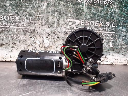 Front wiper motor MERCEDES-BENZ S-CLASS (W220, V220) S 400 CDI (220.028, 220.128) 0390241435CDP