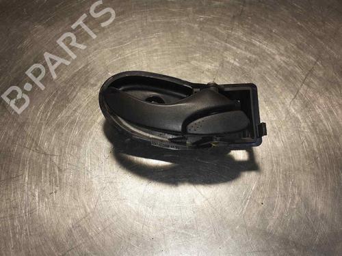 Used Front right interior door handle FORD FOCUS I Turnier (DNW) 1.8 16V (115 hp) 8193363