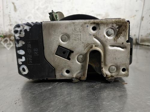 Used Front right lock OPEL ZAFIRA A MPV (T98) 2.0 DI 16V (F75) (82 hp) 26246032