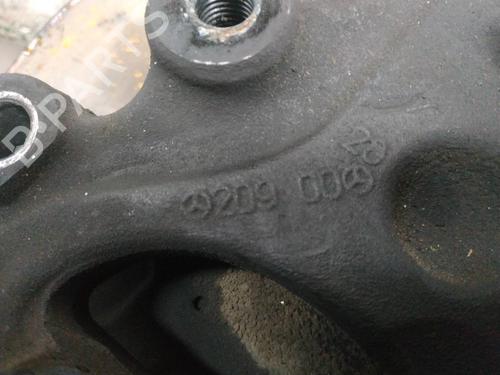 Left front steering knuckle MERCEDES-BENZ C-CLASS (W203) C 180 (203.035) | BP26265807M25 