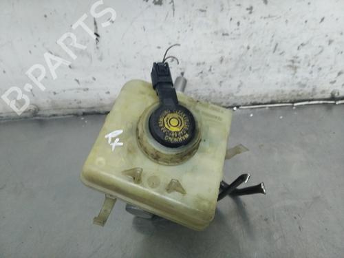 Used Brake master cylinder BMW 5 (E60) 525 d (177 hp) 26256788