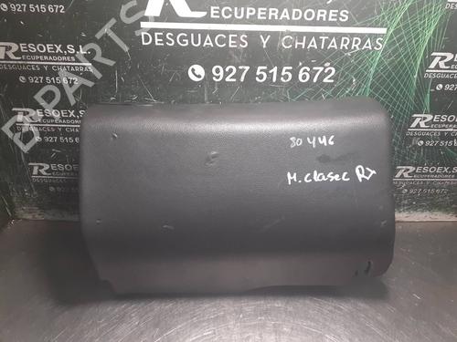Used Glove box MERCEDES-BENZ C-CLASS (W203) C 220 CDI (203.008) (150 hp) 8902531