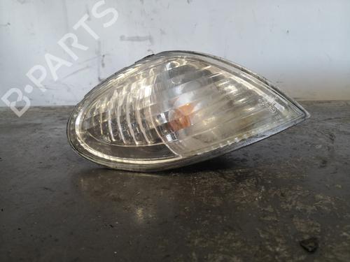Used Left front indicator NISSAN ALMERA TINO (V10) 2.2 dCi (112 hp) 26247285