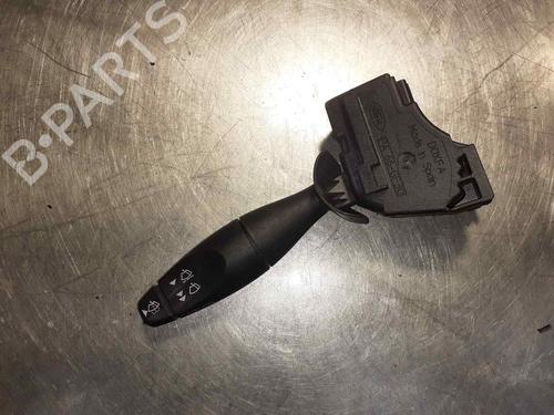Used Steering column stalk FORD FOCUS I Turnier (DNW) 1.8 16V (115 hp) 8193351