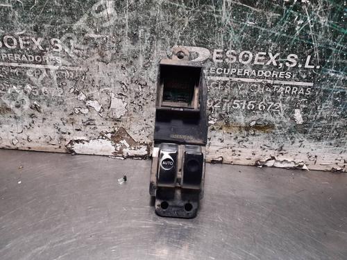 Used Left front window switch HYUNDAI H-1 / STAREX Bus (A1) 2.5 D (78 hp) 9622608