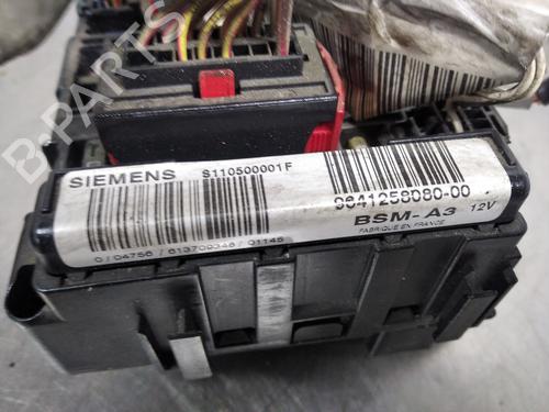 Fuse box CITROËN C5 I (DC_) 2.0 HDi (DCRHZB, DCRHZE) | BP26253389E1 