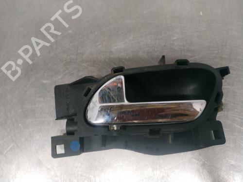 Front left interior door handle PEUGEOT 407 SW (6E_, 6D_) 2.0 HDi BP26256419I13